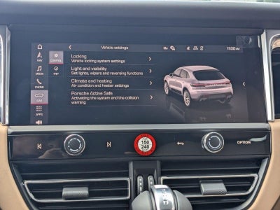 2025 Porsche Macan AWD