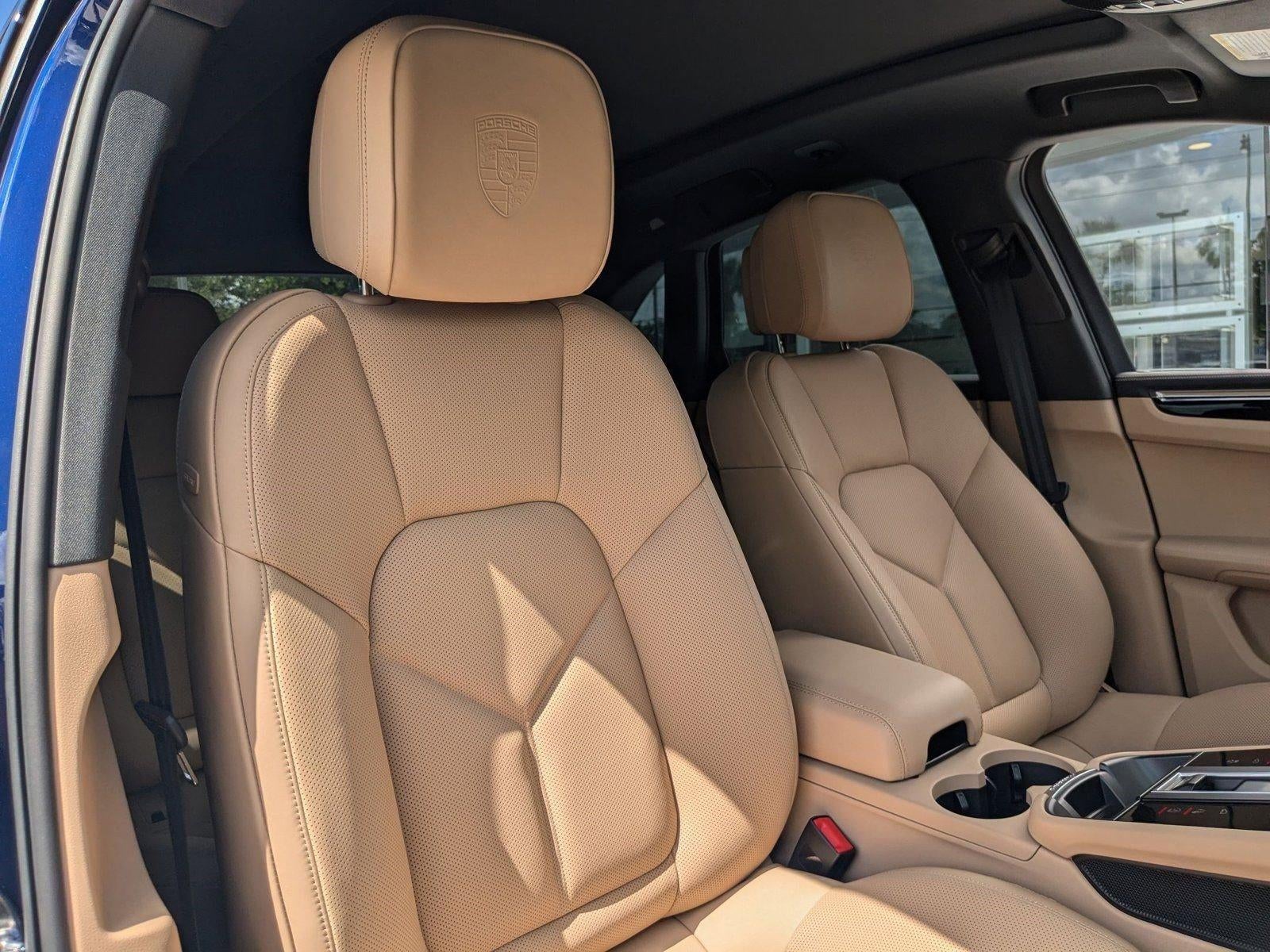 2025 Porsche Macan AWD