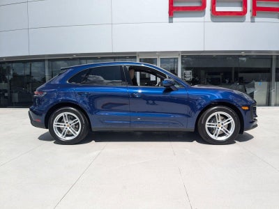 2025 Porsche Macan AWD