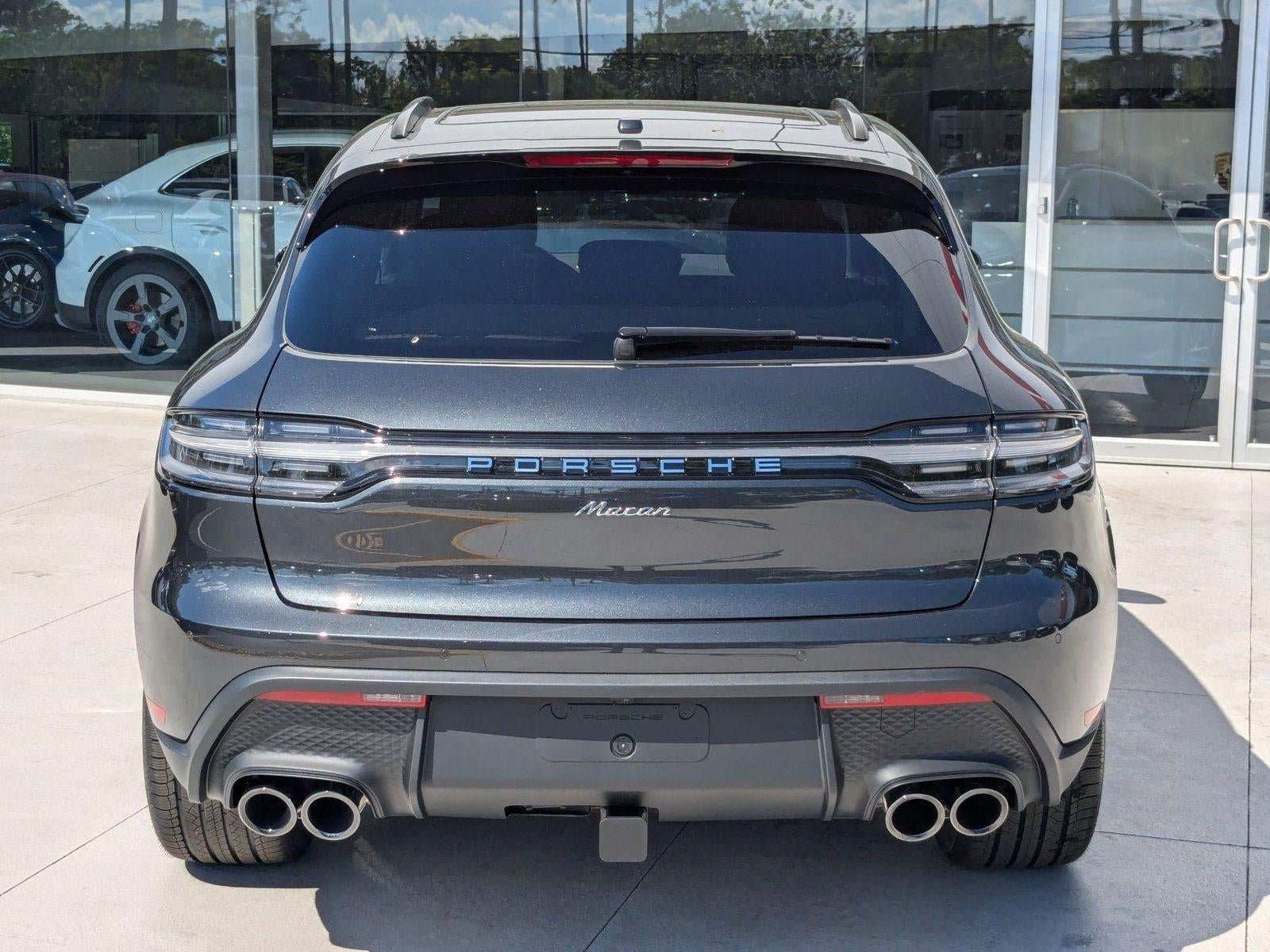 2025 Porsche Macan AWD