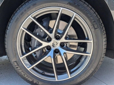 2025 Porsche Macan AWD