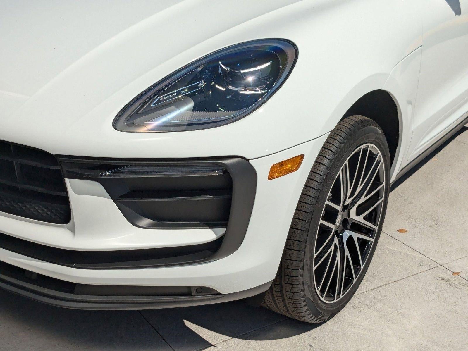 2025 Porsche Macan AWD