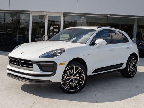 2026 Porsche Macan AWD