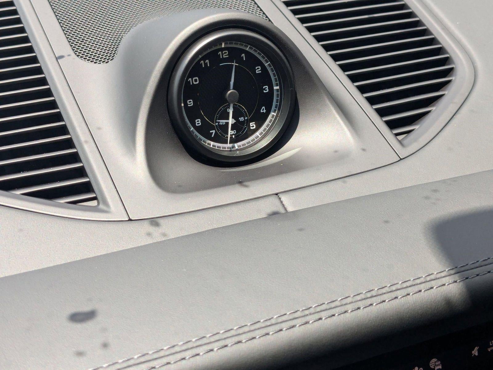 2025 Porsche Macan AWD