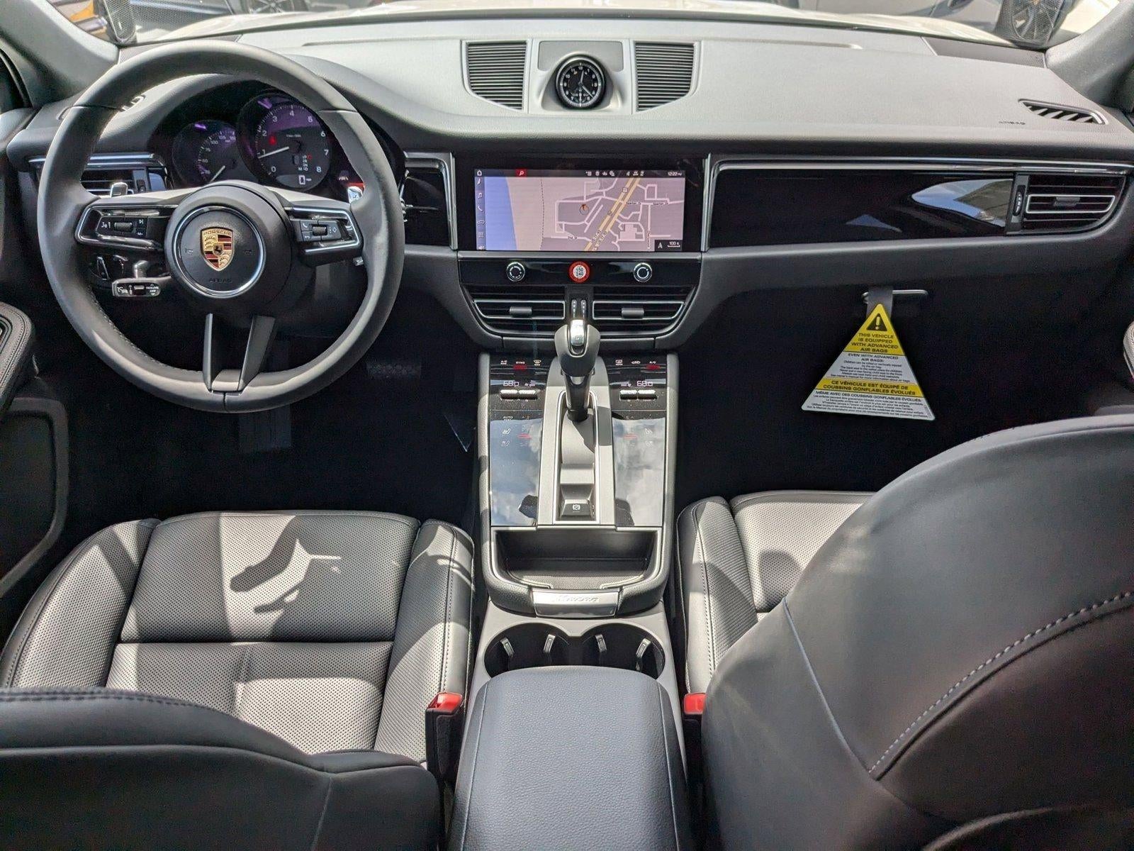 2025 Porsche Macan AWD