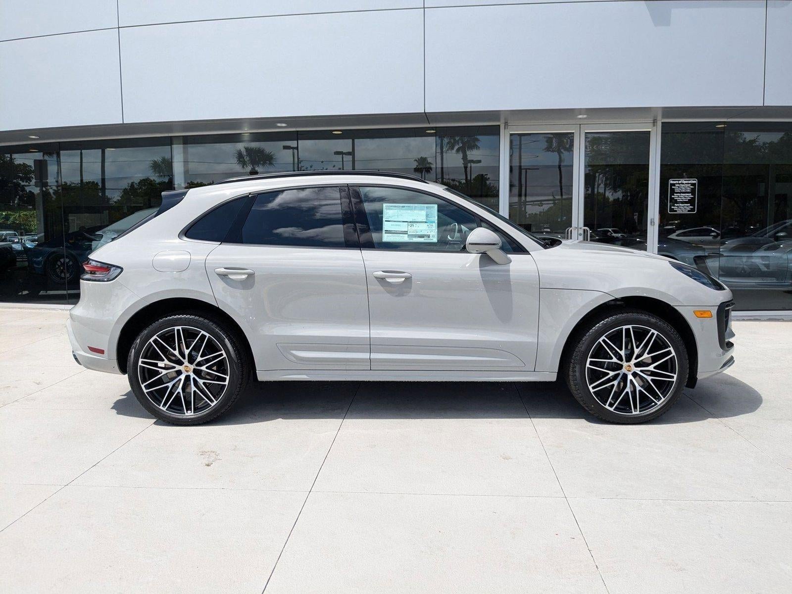 2025 Porsche Macan AWD