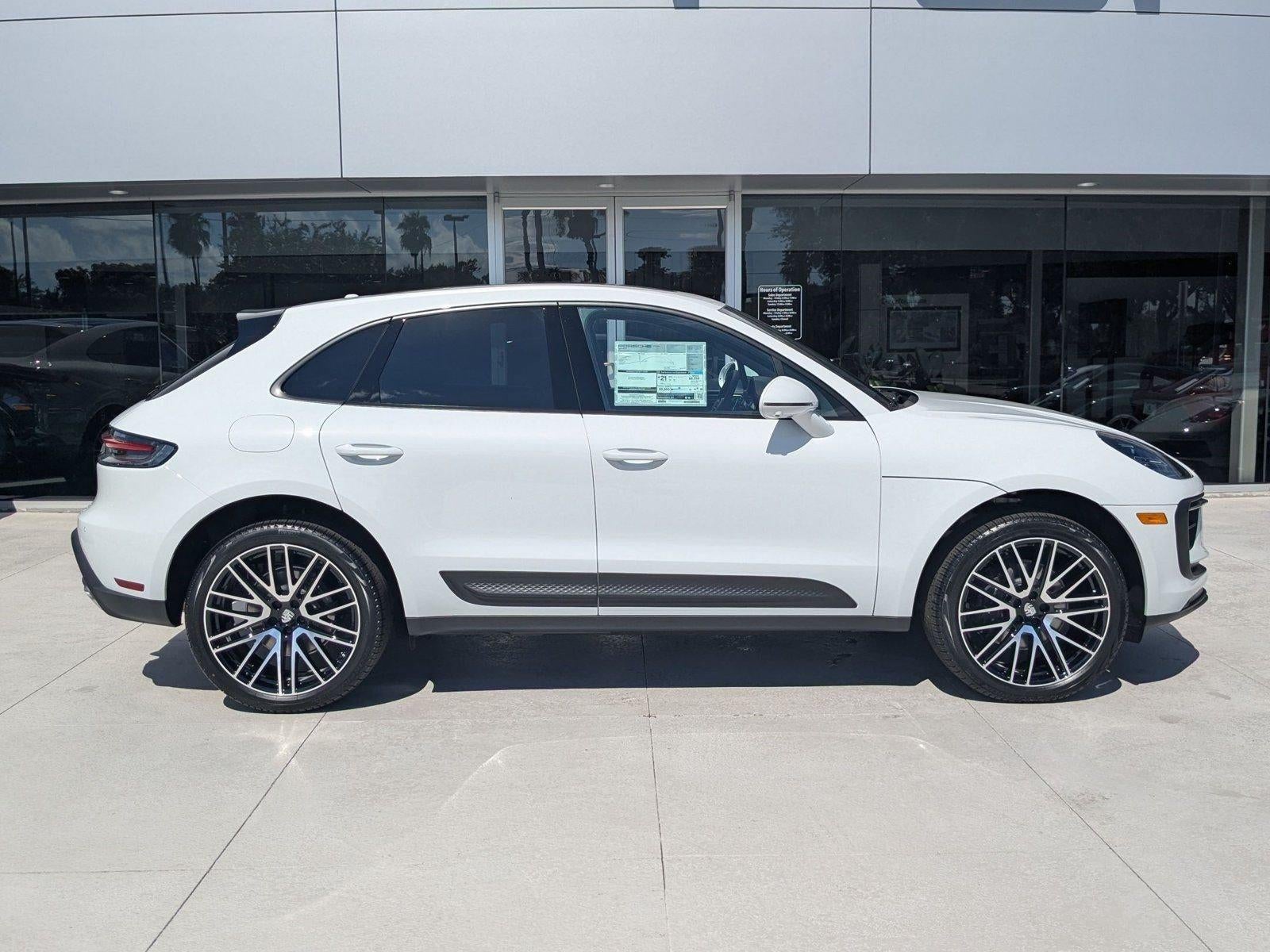 2026 Porsche Macan AWD