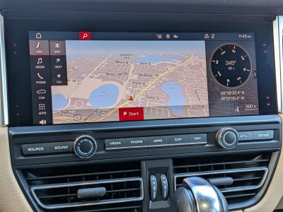 2021 Porsche Macan AWD