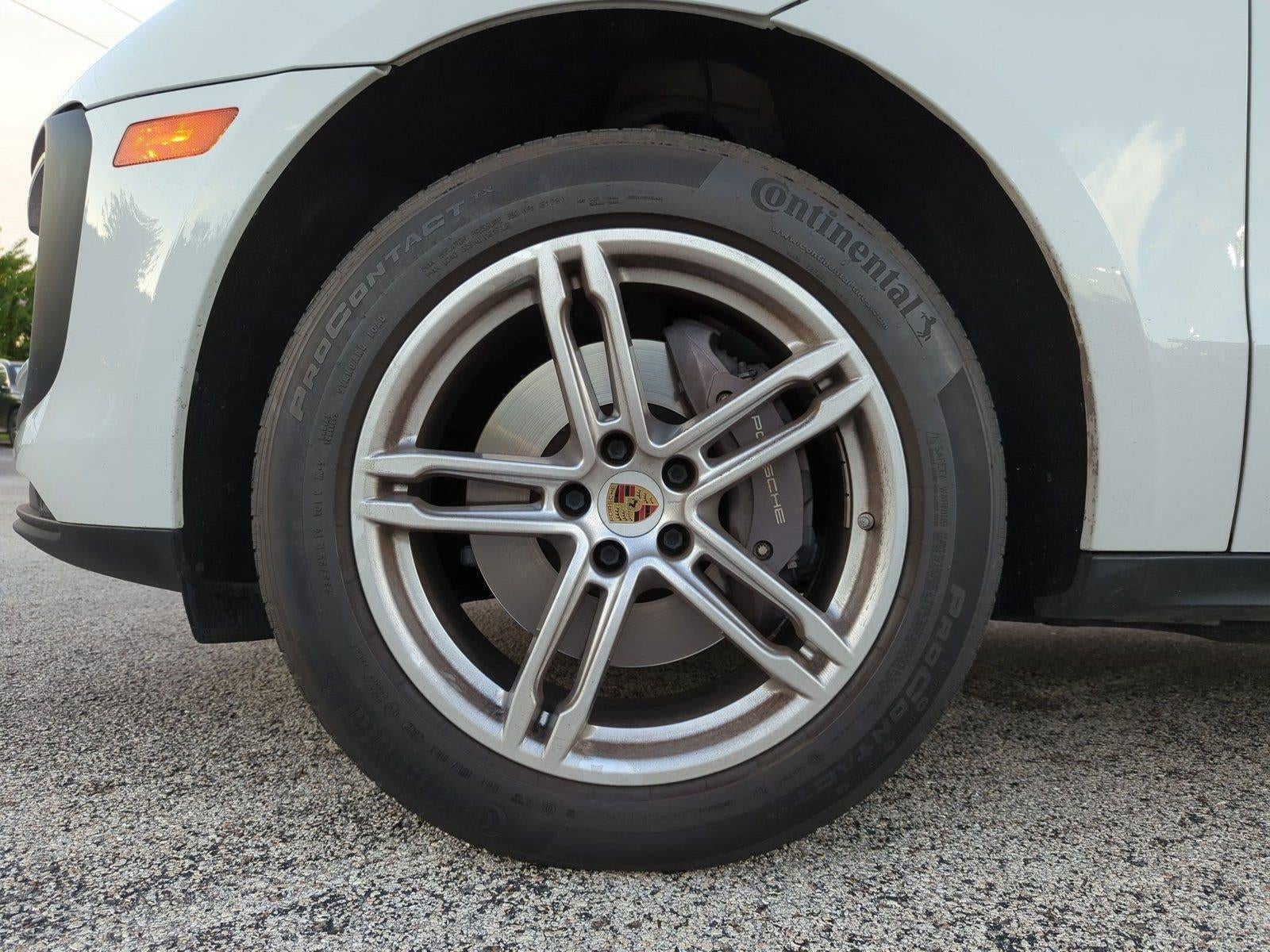 2023 Porsche Macan AWD