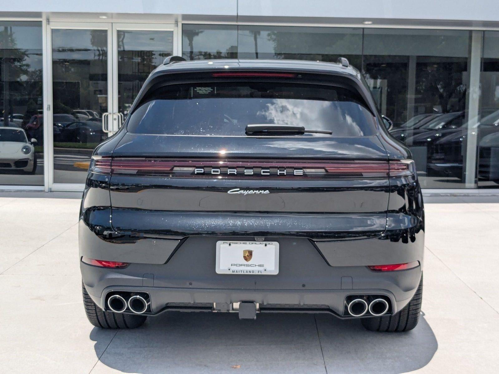 2025 Porsche Cayenne AWD