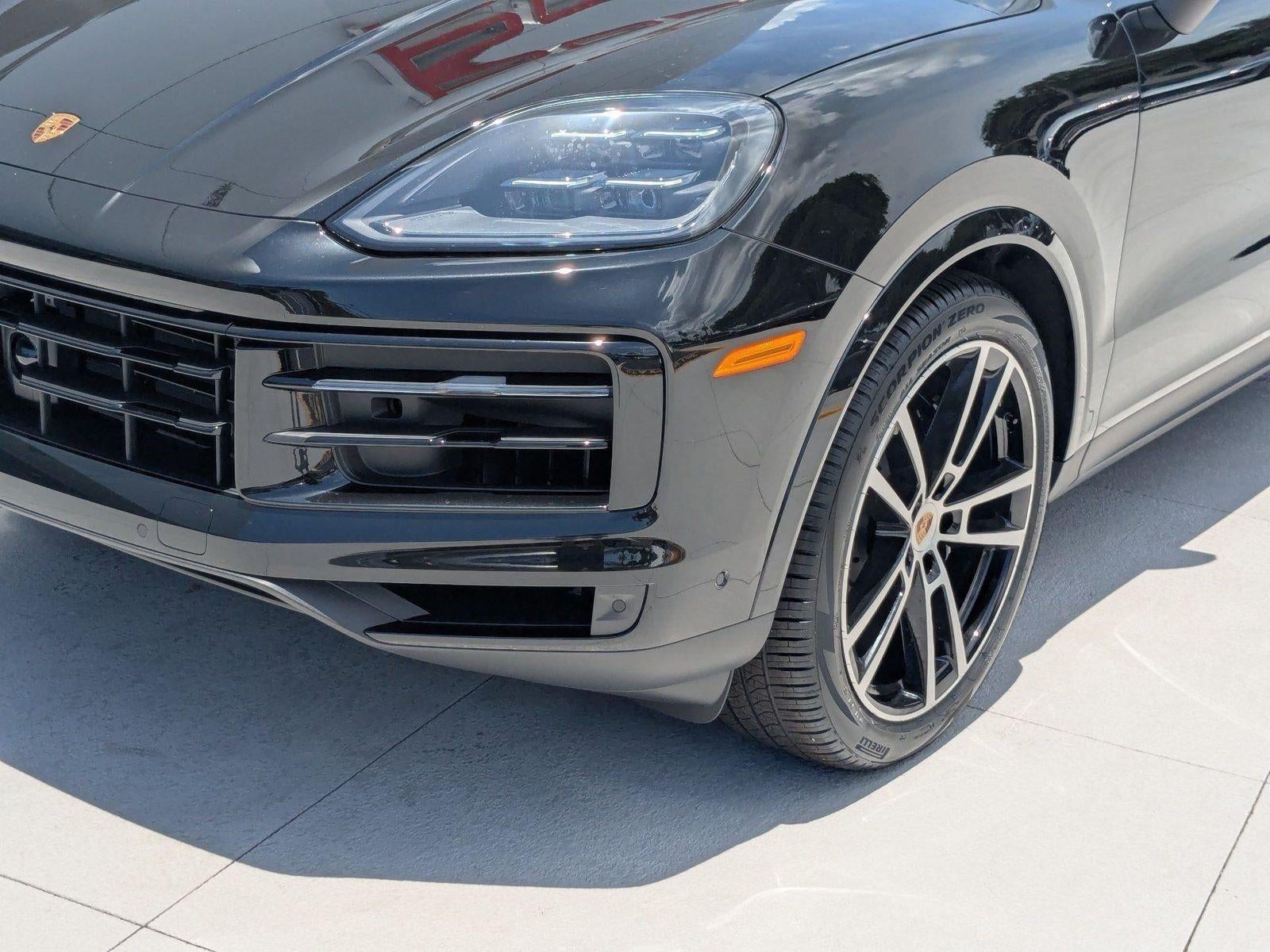 2025 Porsche Cayenne AWD