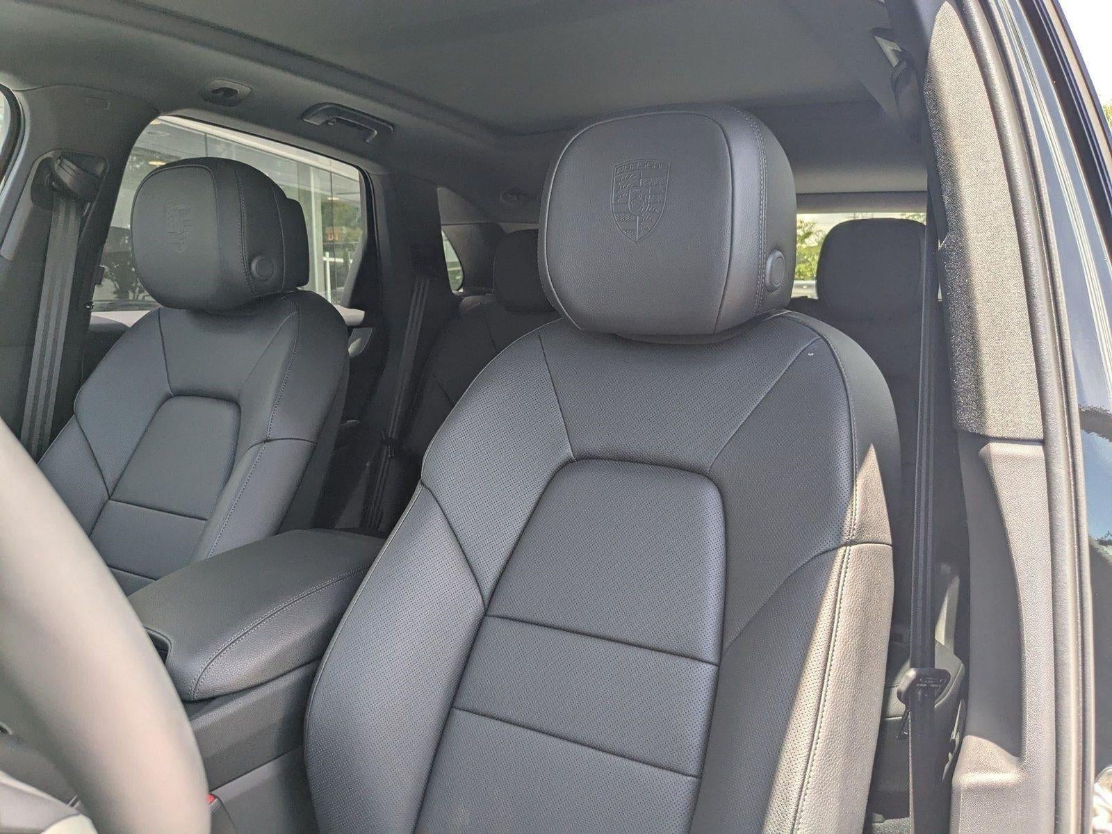 2025 Porsche Cayenne AWD