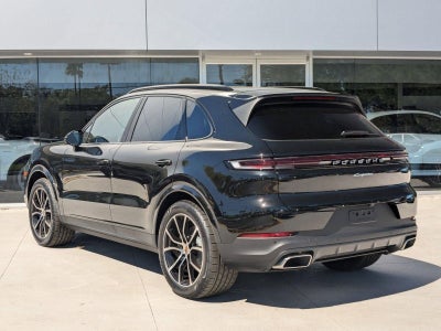 2025 Porsche Cayenne AWD