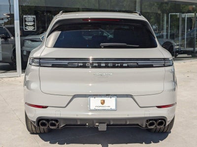 2025 Porsche Cayenne AWD