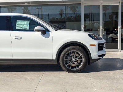 2025 Porsche Cayenne AWD