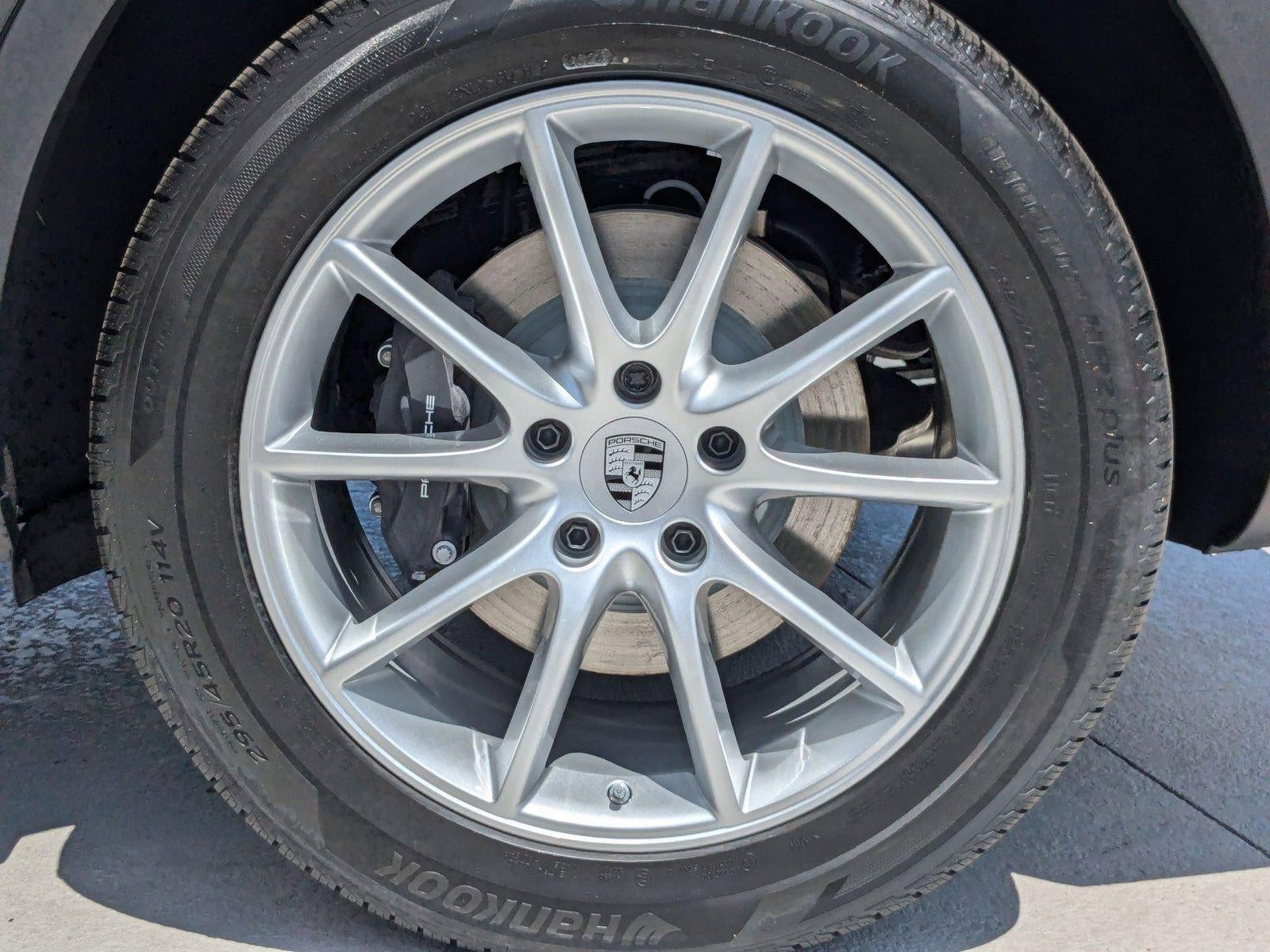 2025 Porsche Cayenne E-Hybrid AWD