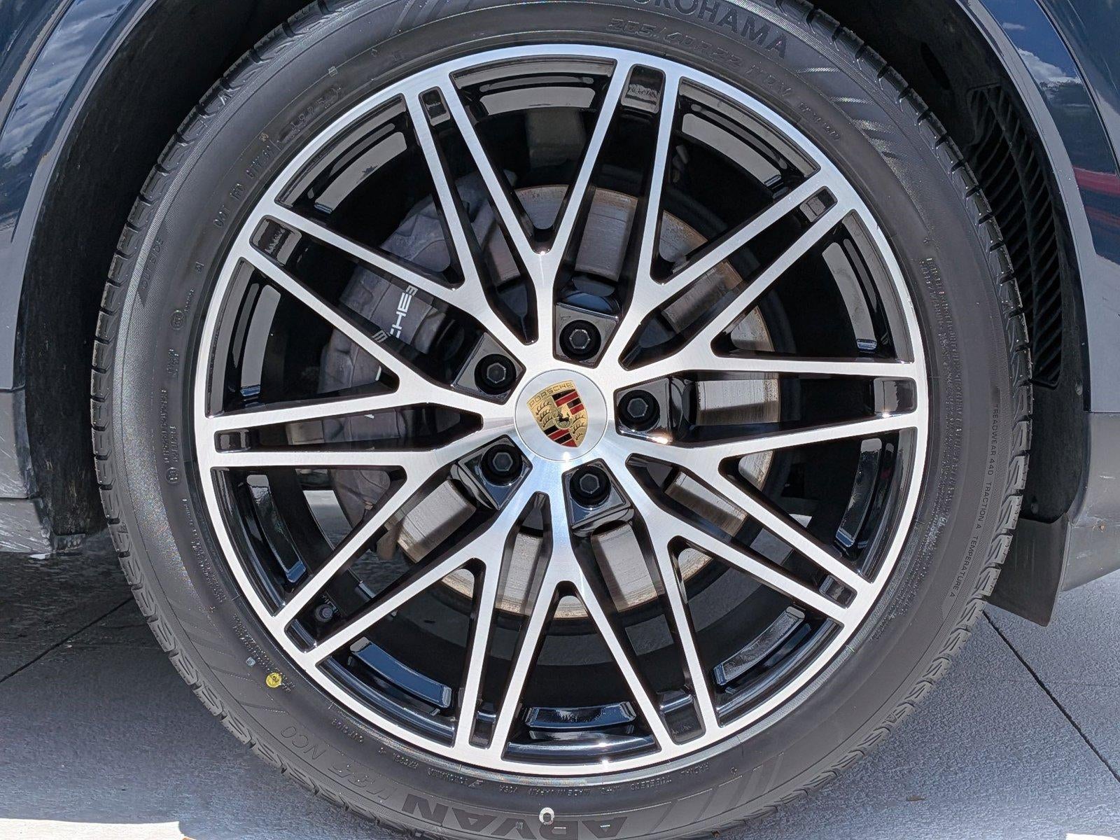 2024 Porsche Cayenne Coupe AWD