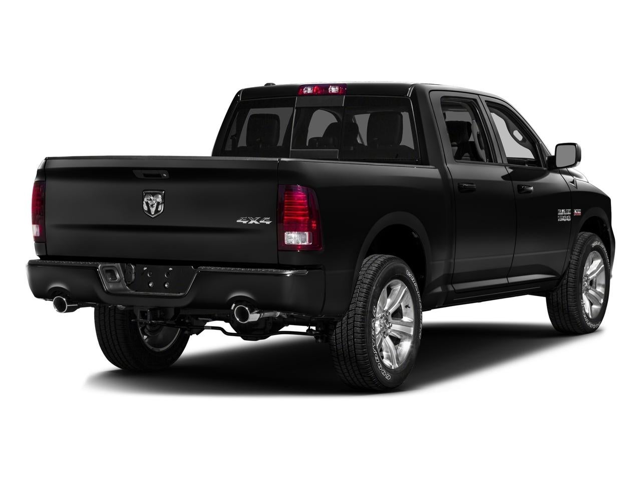 2016 RAM 1500 2WD Crew Cab 6.4 Ft Box Big Horn