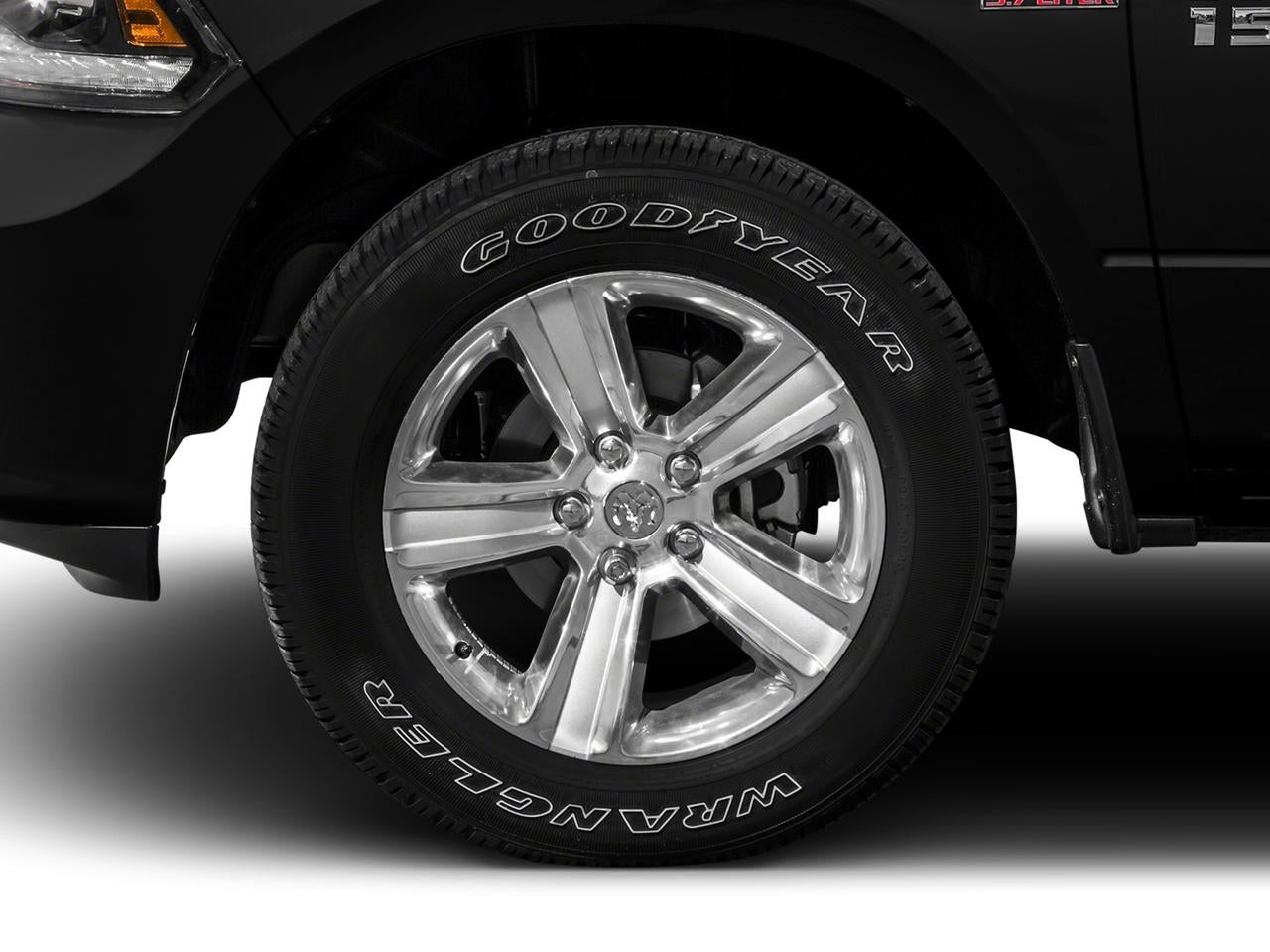 2016 RAM 1500 2WD Crew Cab 6.4 Ft Box Big Horn