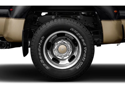 2015 Ford Super Duty F-350 DRW 4WD Crew Cab 8 Ft Box Lariat