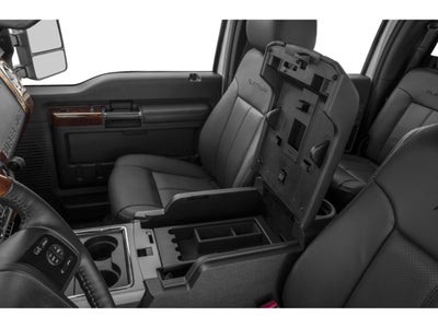 2015 Ford Super Duty F-350 DRW 4WD Crew Cab 8 Ft Box Lariat