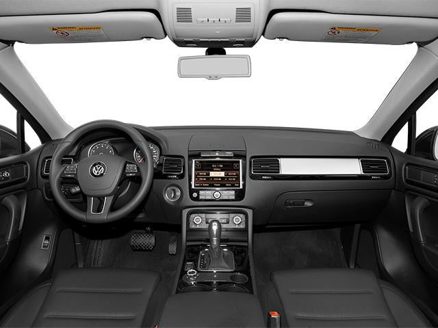 2014 Volkswagen Touareg 4dr 3.6L Sport