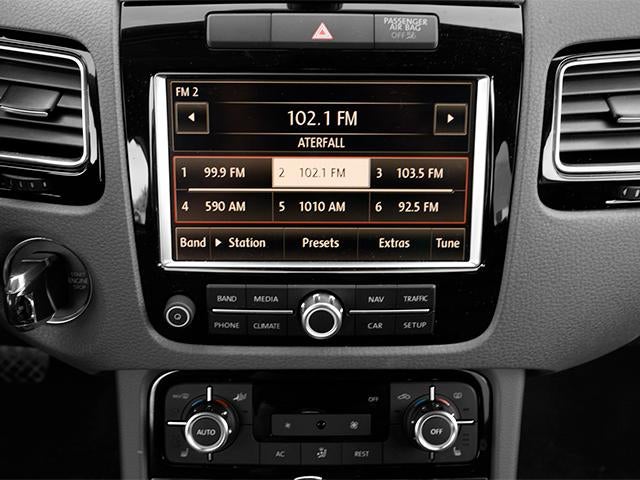 2014 Volkswagen Touareg 4dr 3.6L Sport